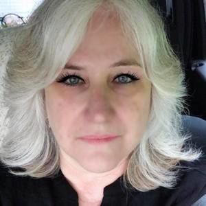 Meet your Posher, Theresa